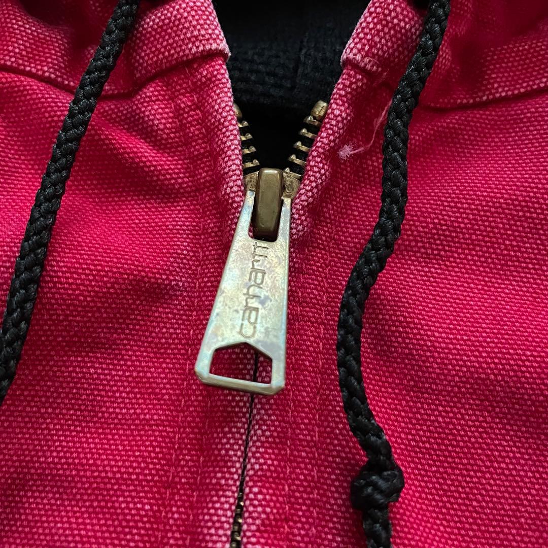 お値下げ中！　carhartt カーハート アクティブジャケット　ジャストサイズ