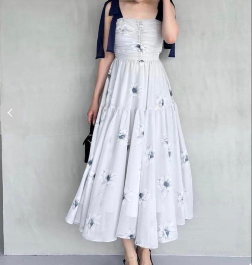 新品　SNIDEL プリントショルダーリボンワンピース　フラワー