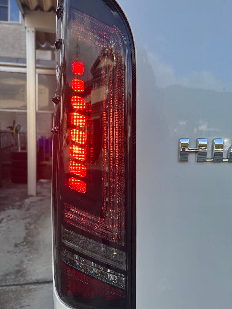 ハイエース 200系 テールランプ 415 COBRA FLEX