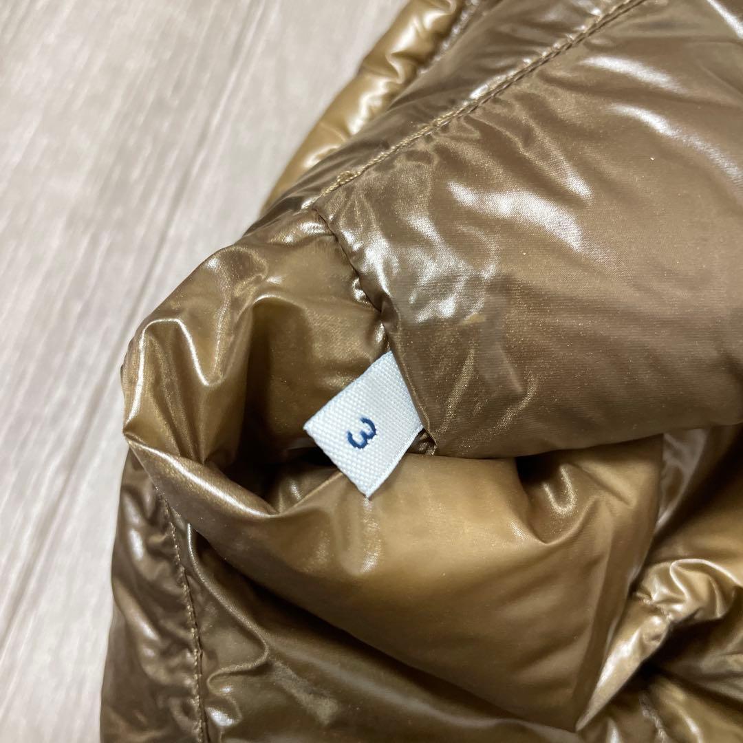 MONCLER メンズ　ベージュ ダウンベスト