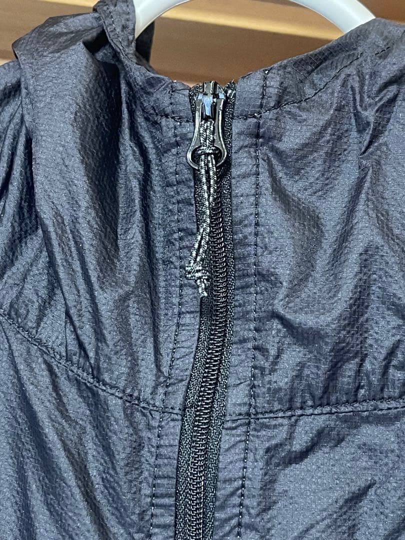 MAMMUT コンベイウィンドブレーカーフーデッドジャケットAFメンズ 白黒