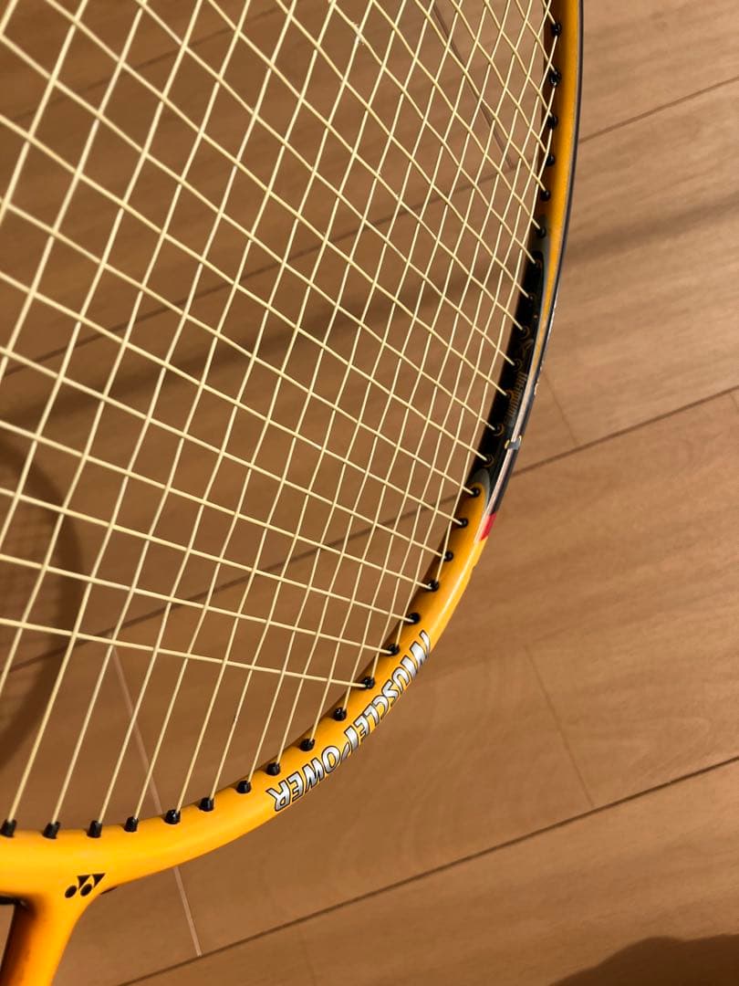 YONEX マッスルパワー90 ヒビなし ガットあり 3U G5