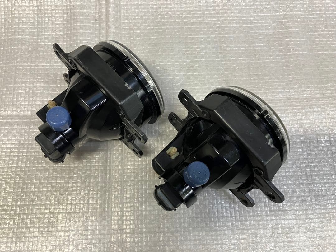 ♦︎ダイハツ★タントカスタムLA600S★フォグランプ左右★
