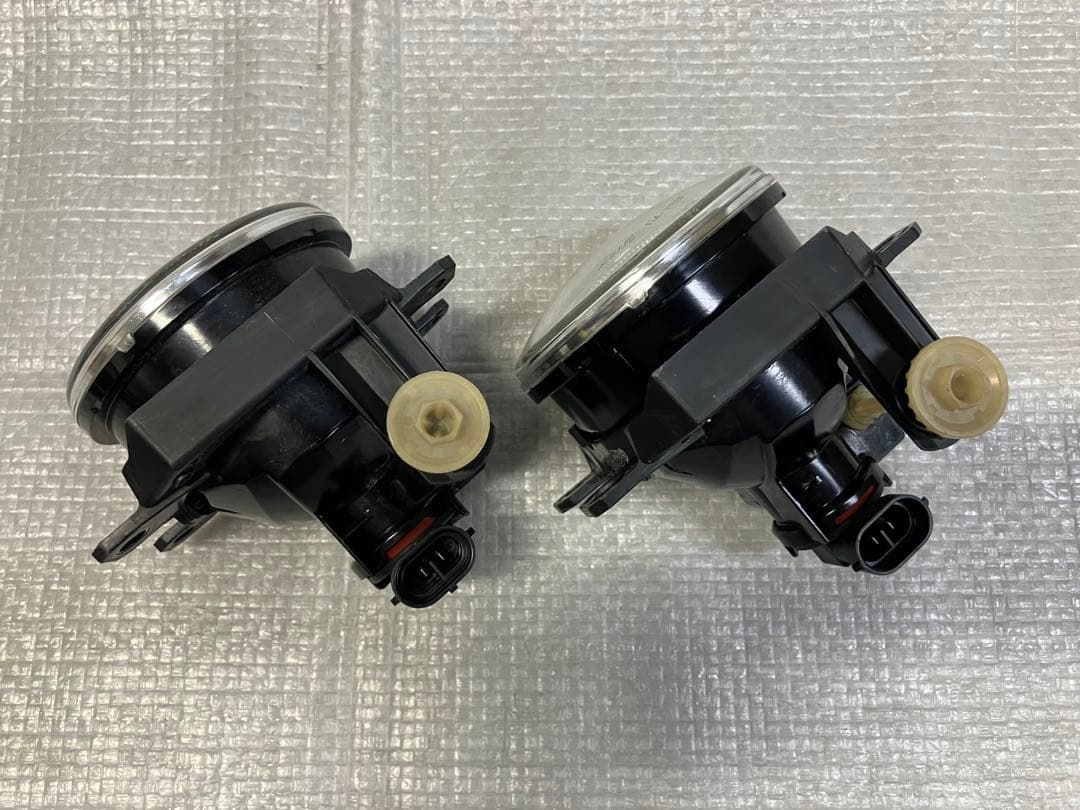 ♦︎ダイハツ★タントカスタムLA600S★フォグランプ左右★