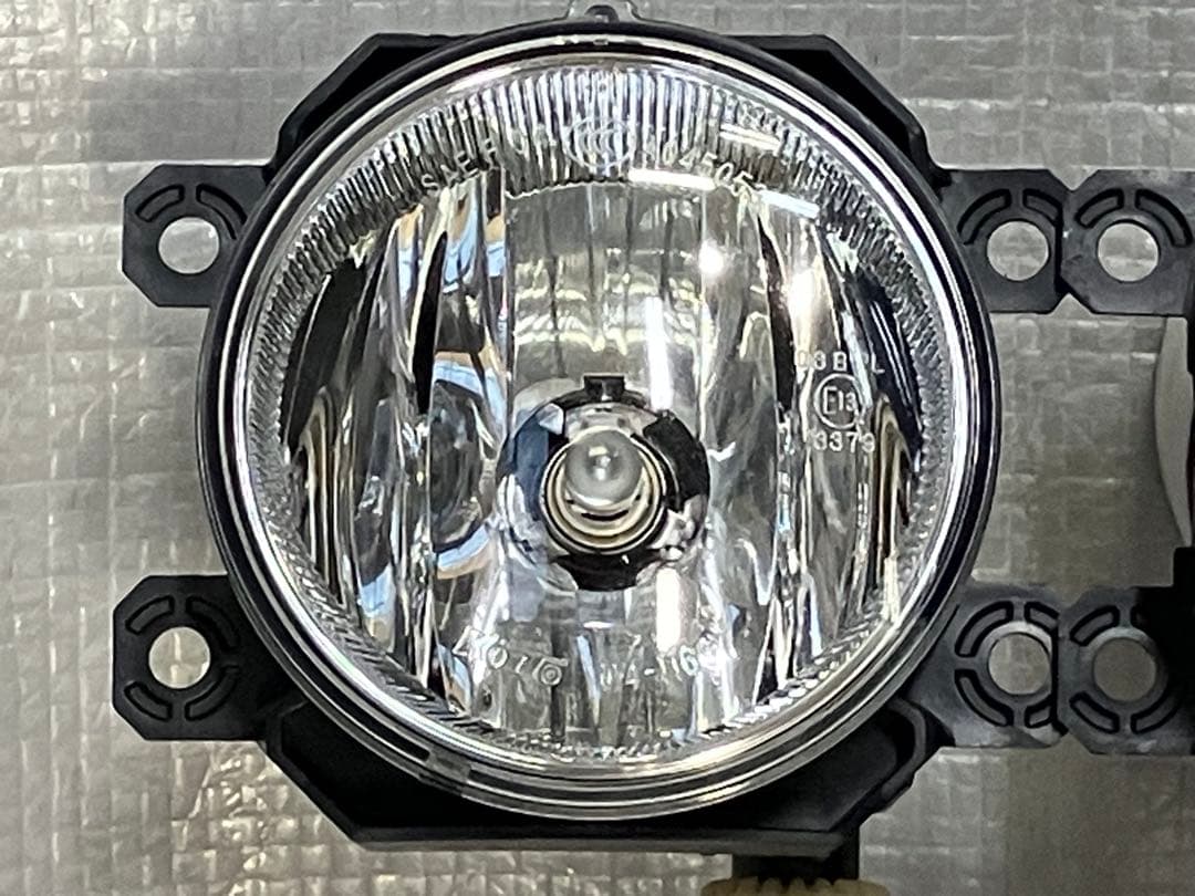♦︎ダイハツ★タントカスタムLA600S★フォグランプ左右★