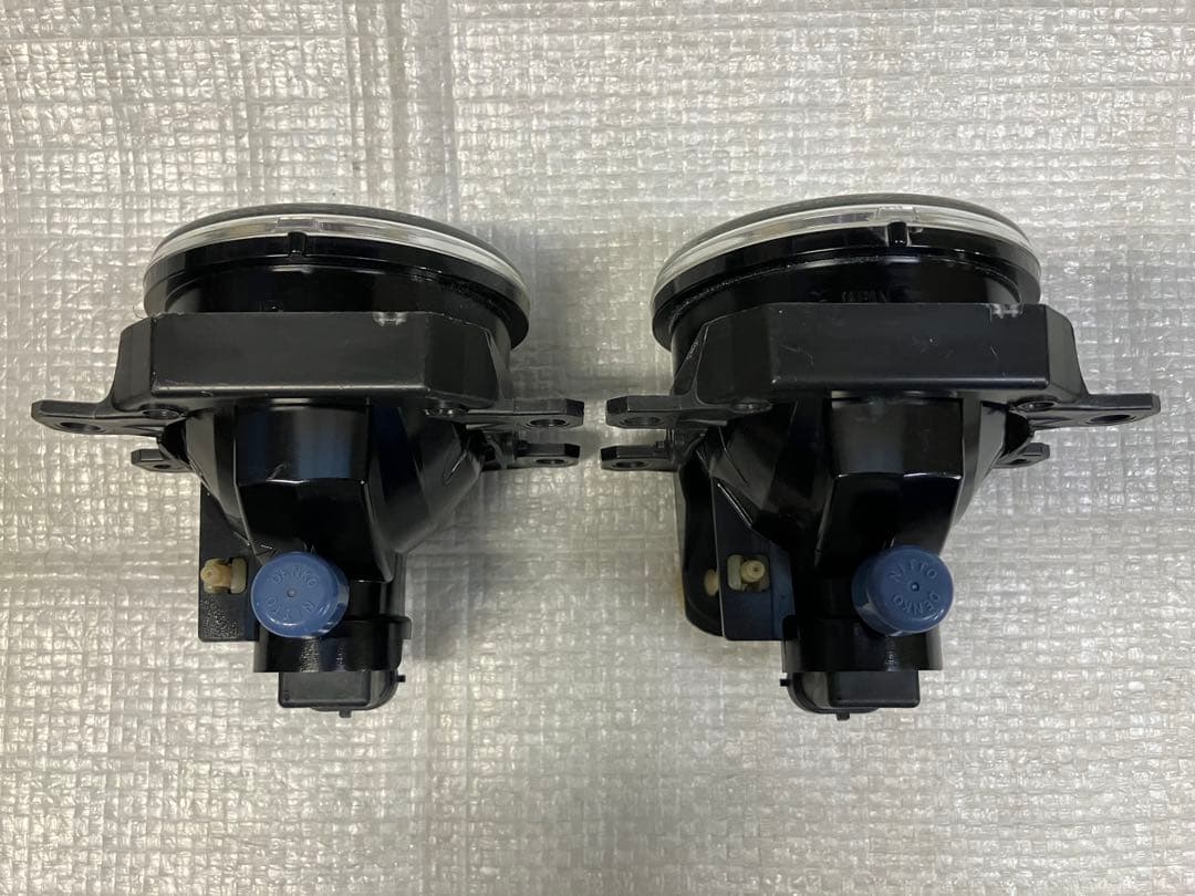 ♦︎ダイハツ★タントカスタムLA600S★フォグランプ左右★