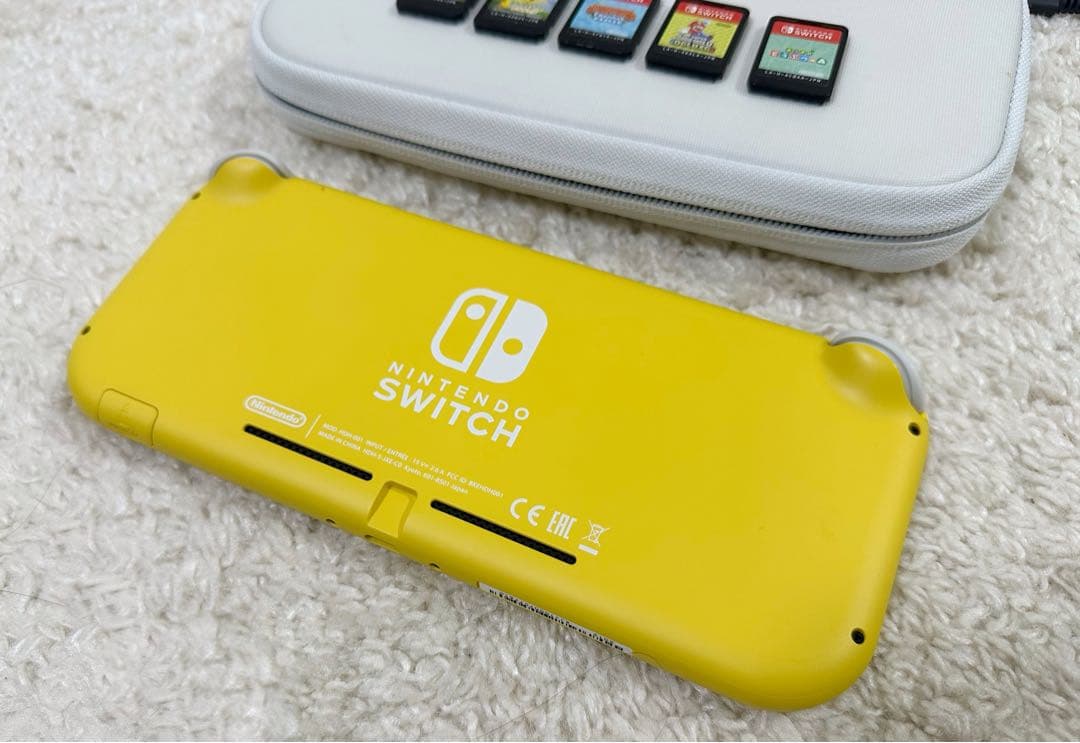 Nintendo Switch Lite 人気カセット6本付き