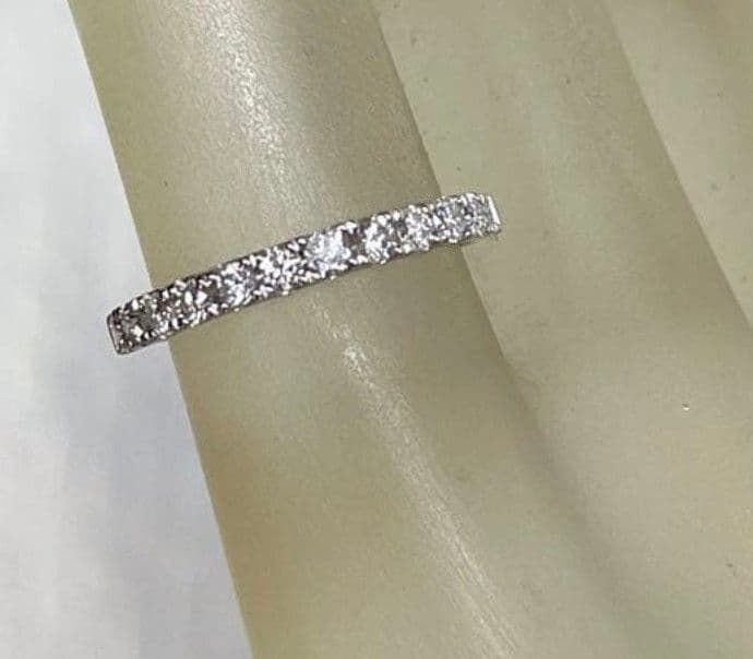 良質天然ダイヤモンド　0.50ct PT950 エタニティリング