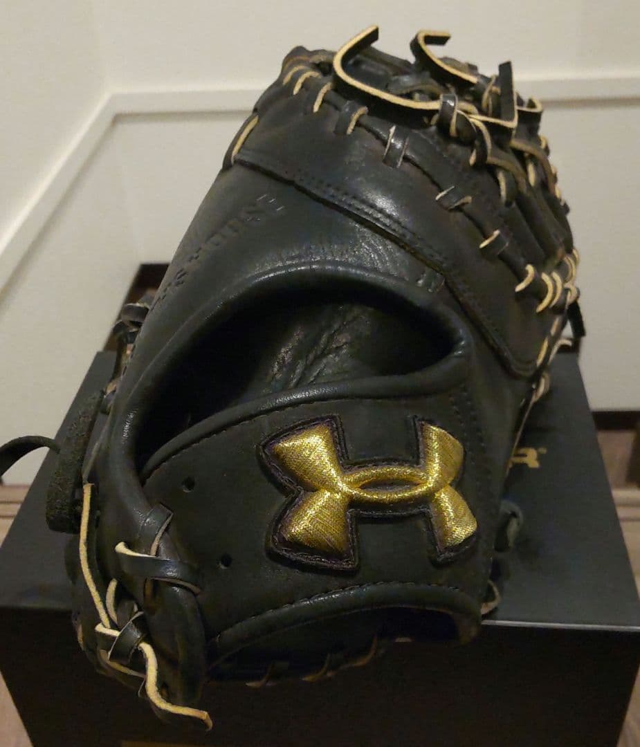 y*a様 Under Armour 少年軟式ファーストミット 黒