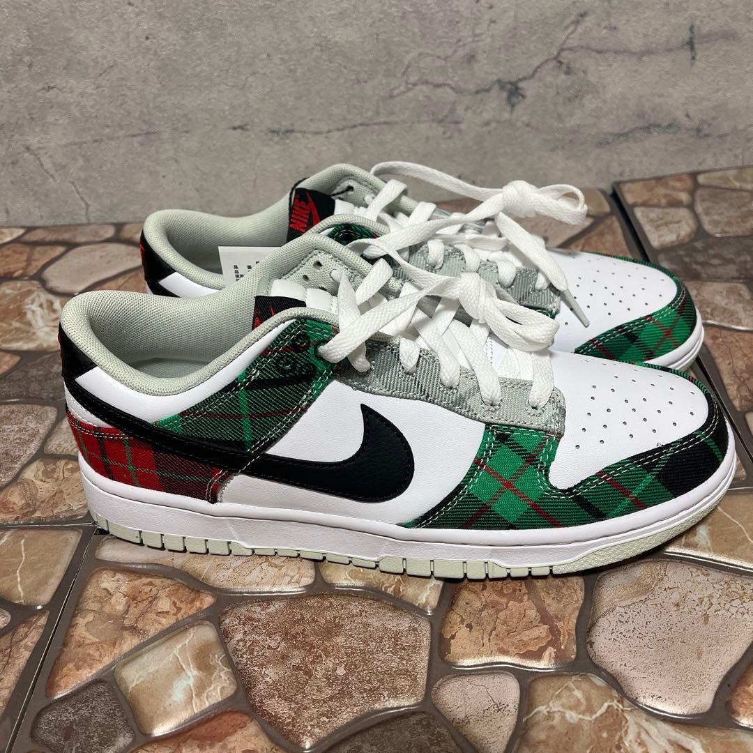 Nike Dunk Low チェック柄スニーカー