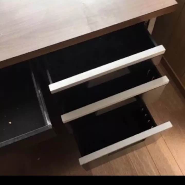 事務机