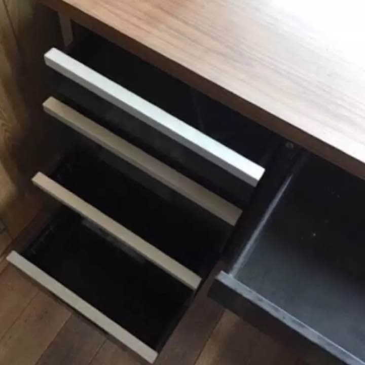 事務机
