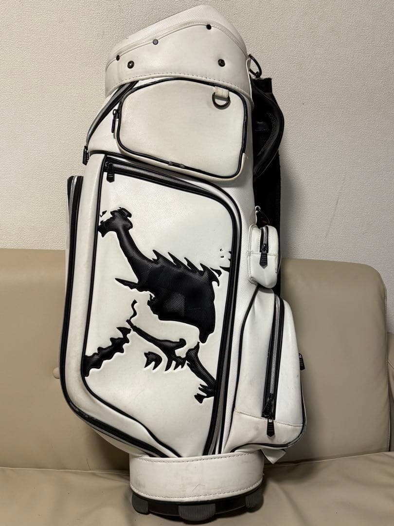 【送料込み】大人気完売品　オークリー　スカル　キャディバッグ ゴルフバッグ