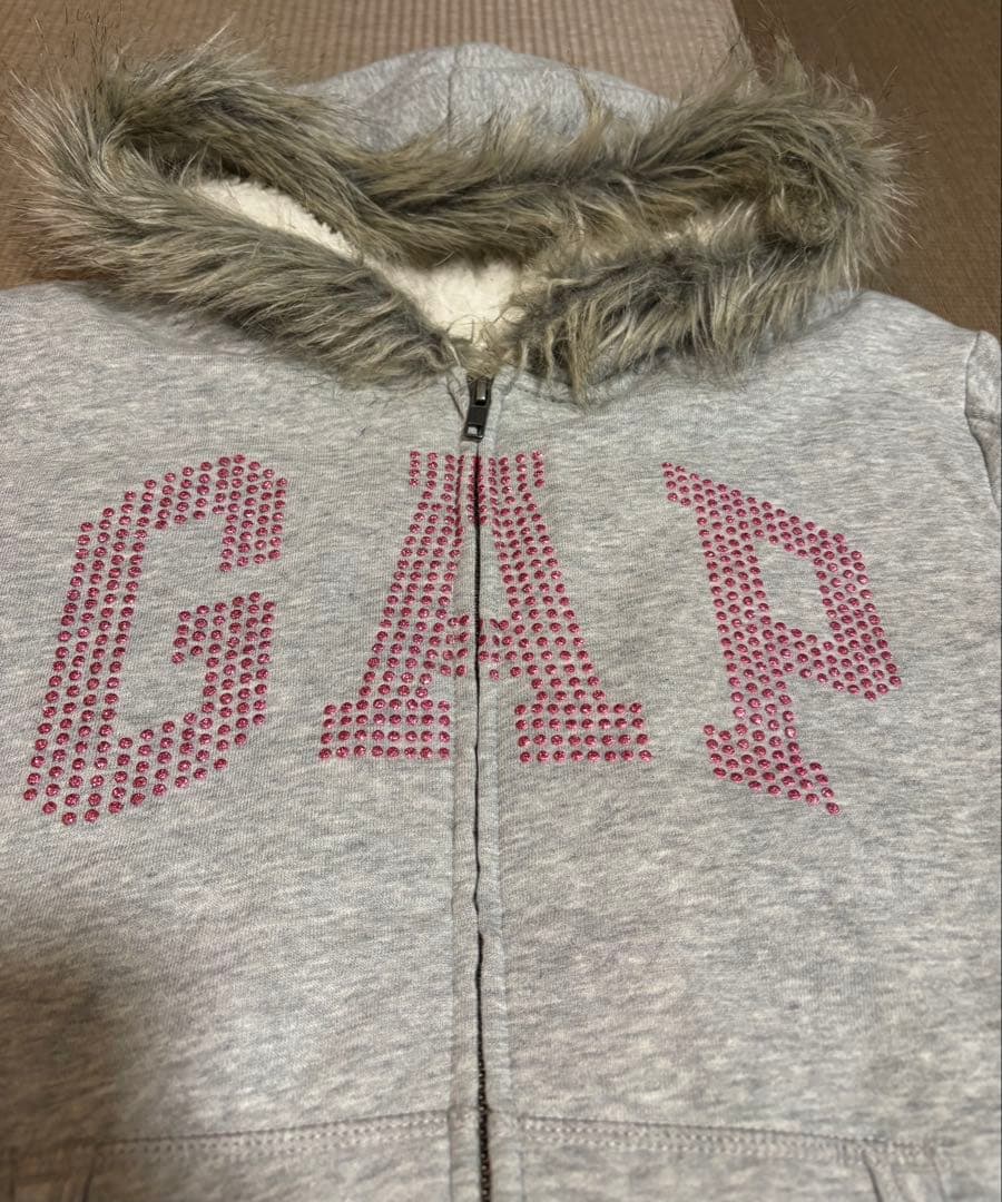 GAP ピンクロゴ ファー付きジップパーカー 短丈 Y2K 平成ギャル