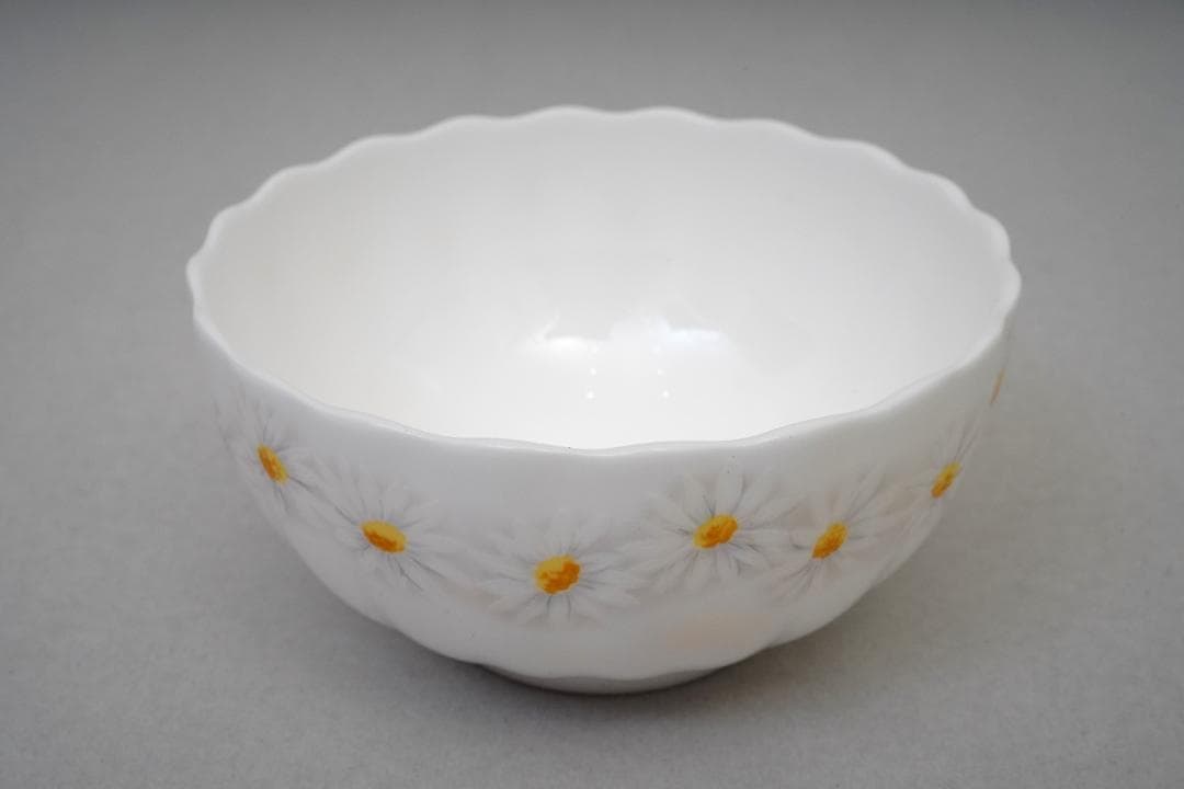 Christian Dior 　デイジー柄 　ミニボウル　未使用新品　着払い　C