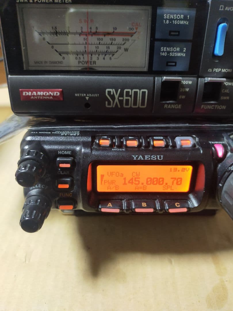 ヤエス FT-857D HF/VHF/UHF オールモードトランシーバー
