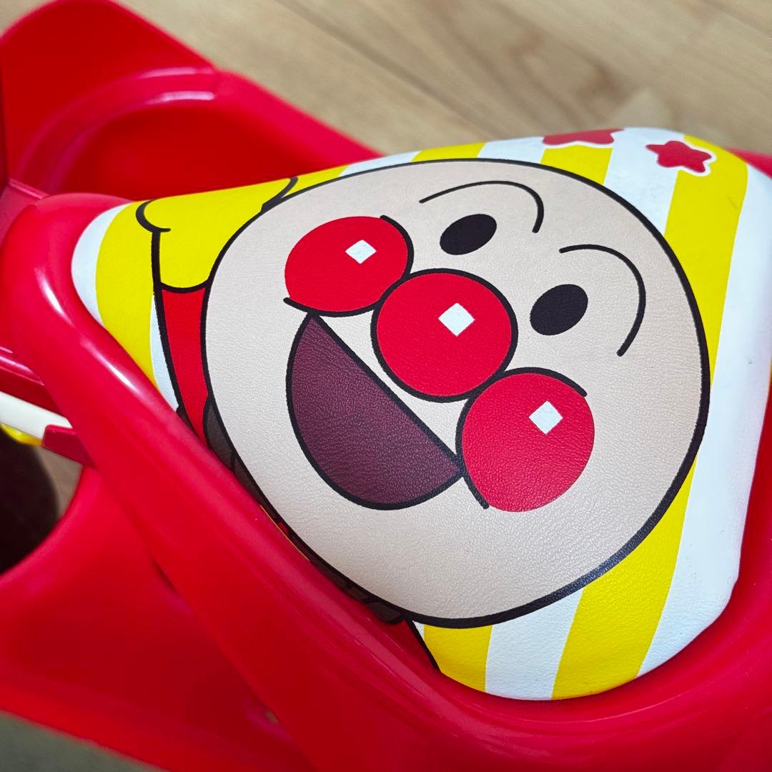 それいけ！アンパンマン デラックスII 三輪車（ジョイパレット）電池蓋欠品