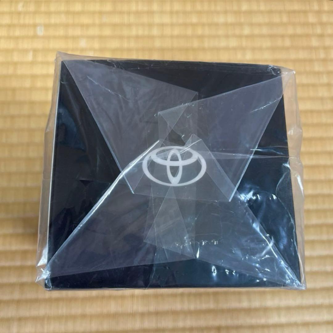 新品未開封★ランドクルーザー300プレシャスホワイトパール ミニカートヨタ非売品