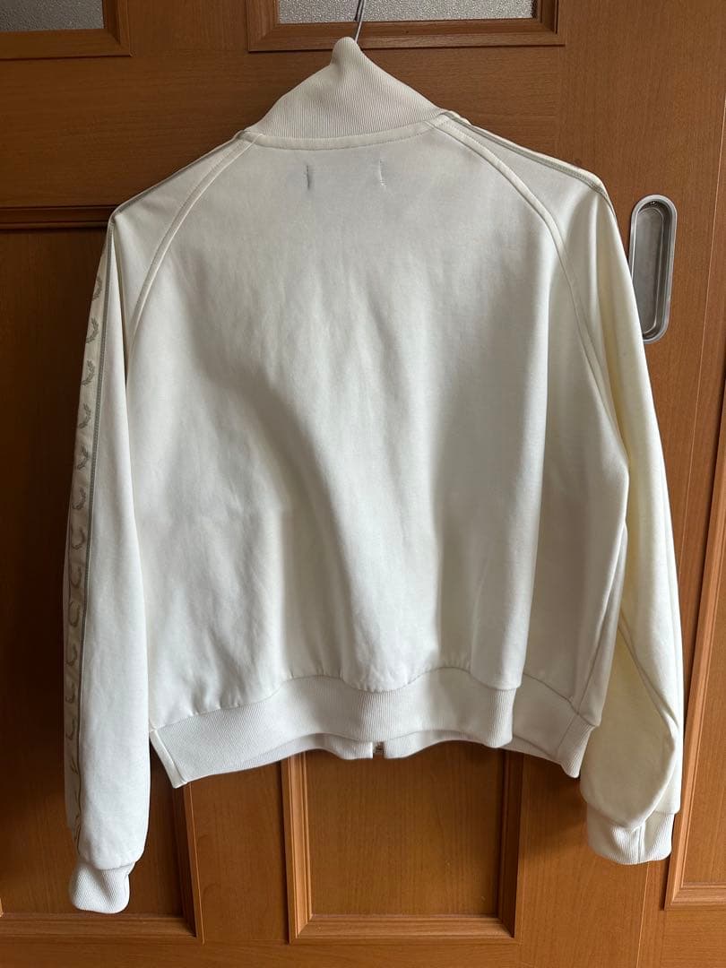 FRED PERRY BEAMS 別注　トラックジャケット　ホワイト