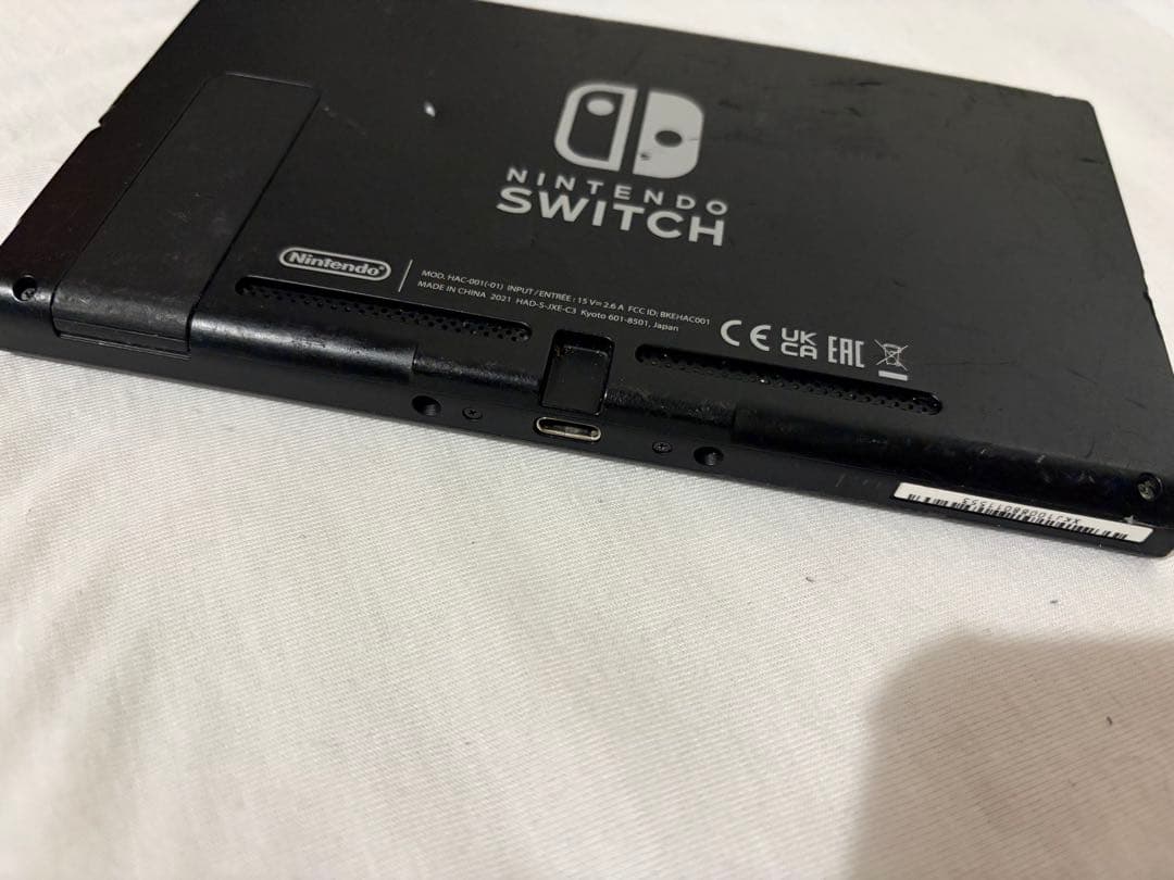 T*U様 NINTENDO SWITCH 本体　動作未確認