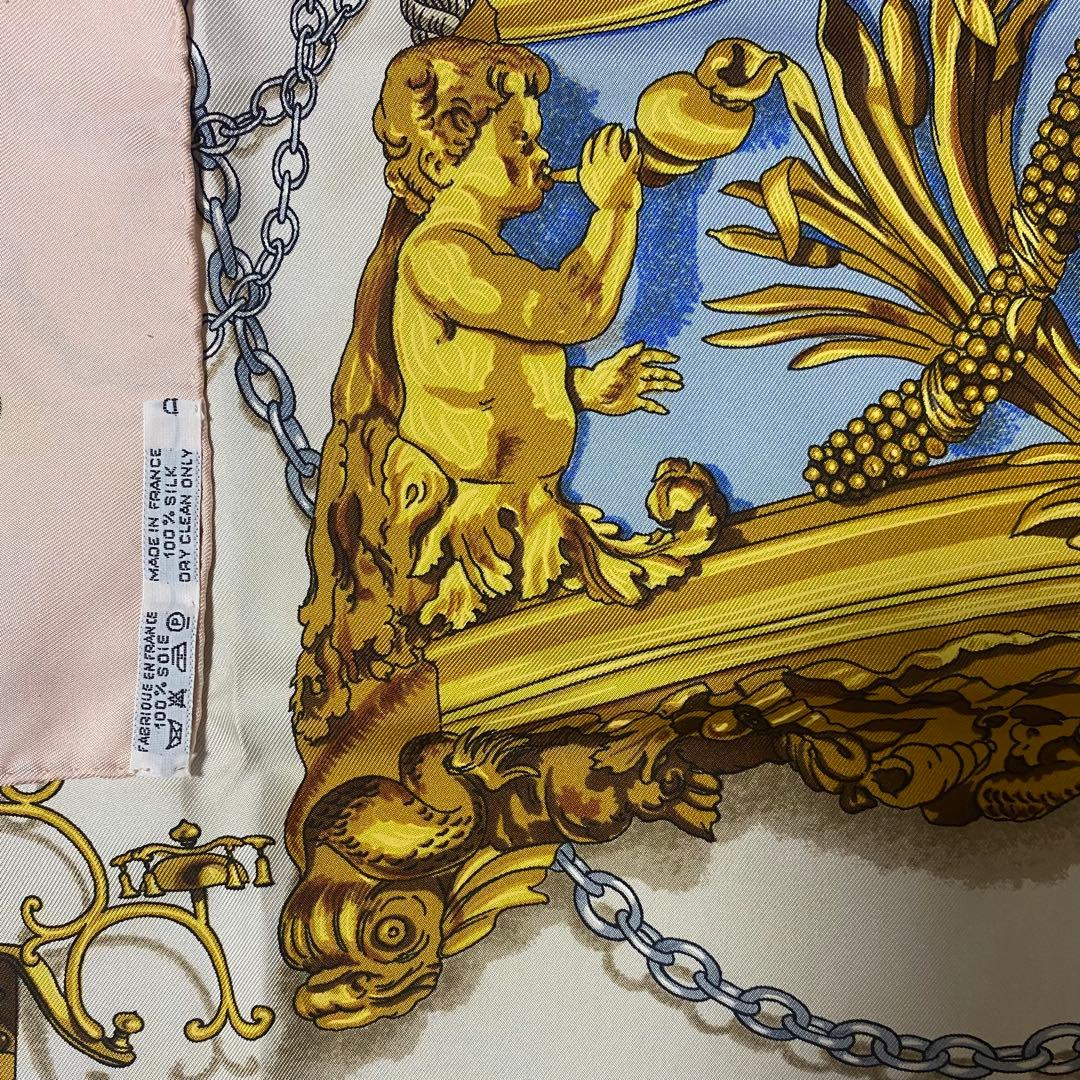 HERMÈS シルクスカーフ　エルメス　スカーフ