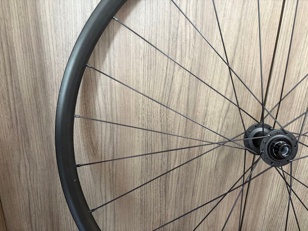 【美品】Bontrager Paradigm Disc前後ホイール　シマノアルミ