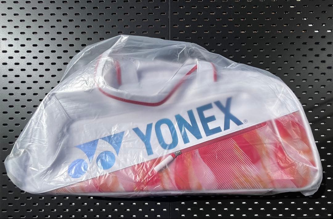 YONEX '26 トーナメントバッグ バドミントン ホワイト 011