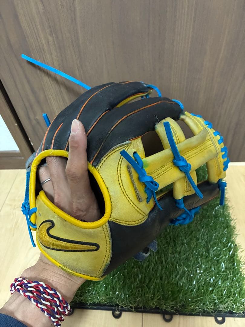 れん！NIKE 一般軟式用内野手グラブ