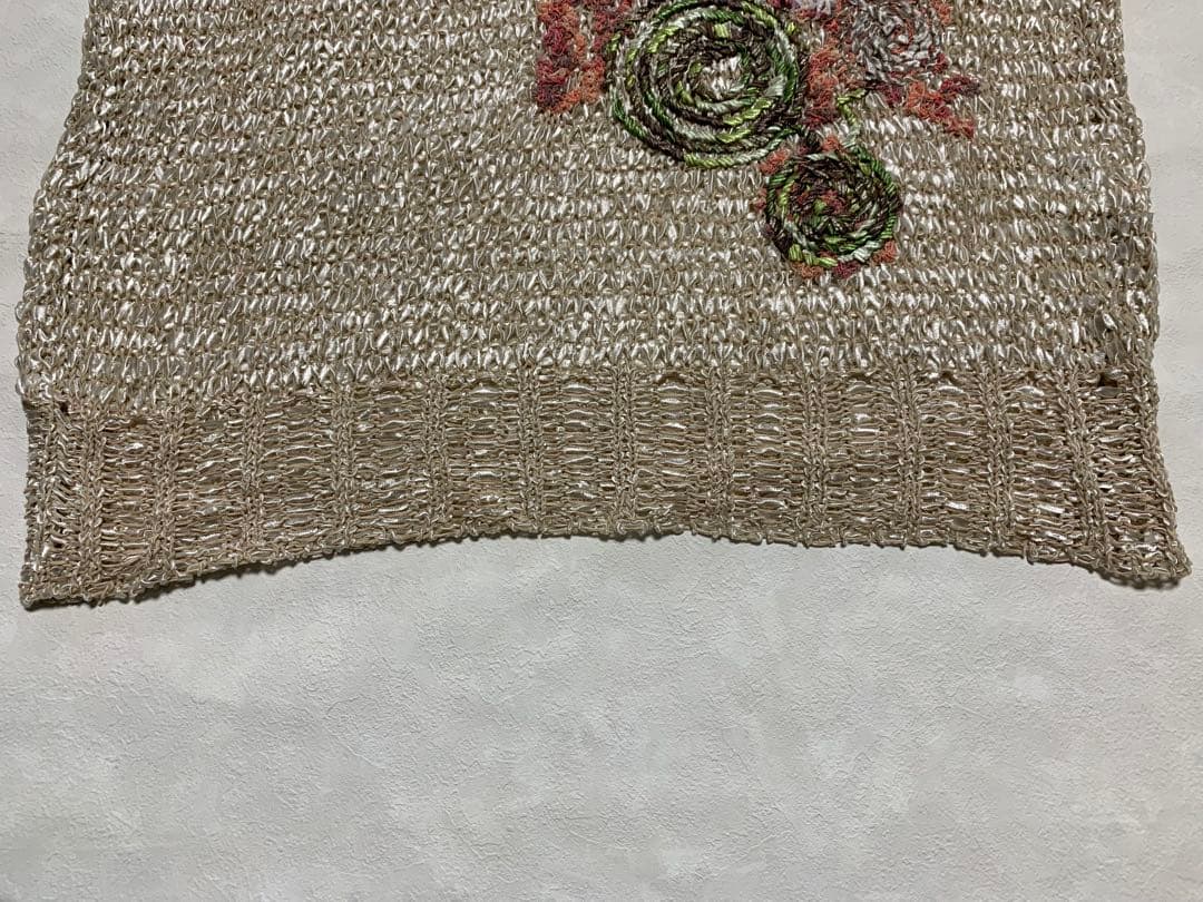 新品Bois de Boulogne 刺繍入りニットベスト