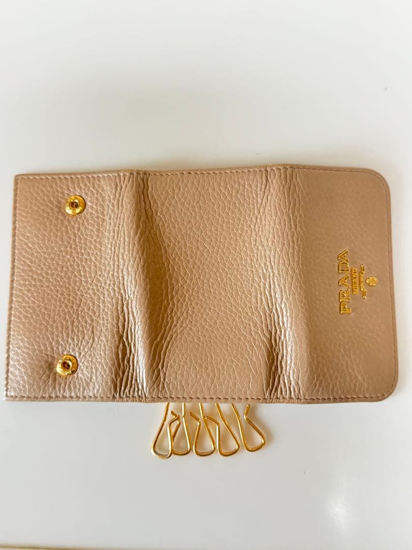 PRADA プラダ キーケース 6連 レザー グレージュ