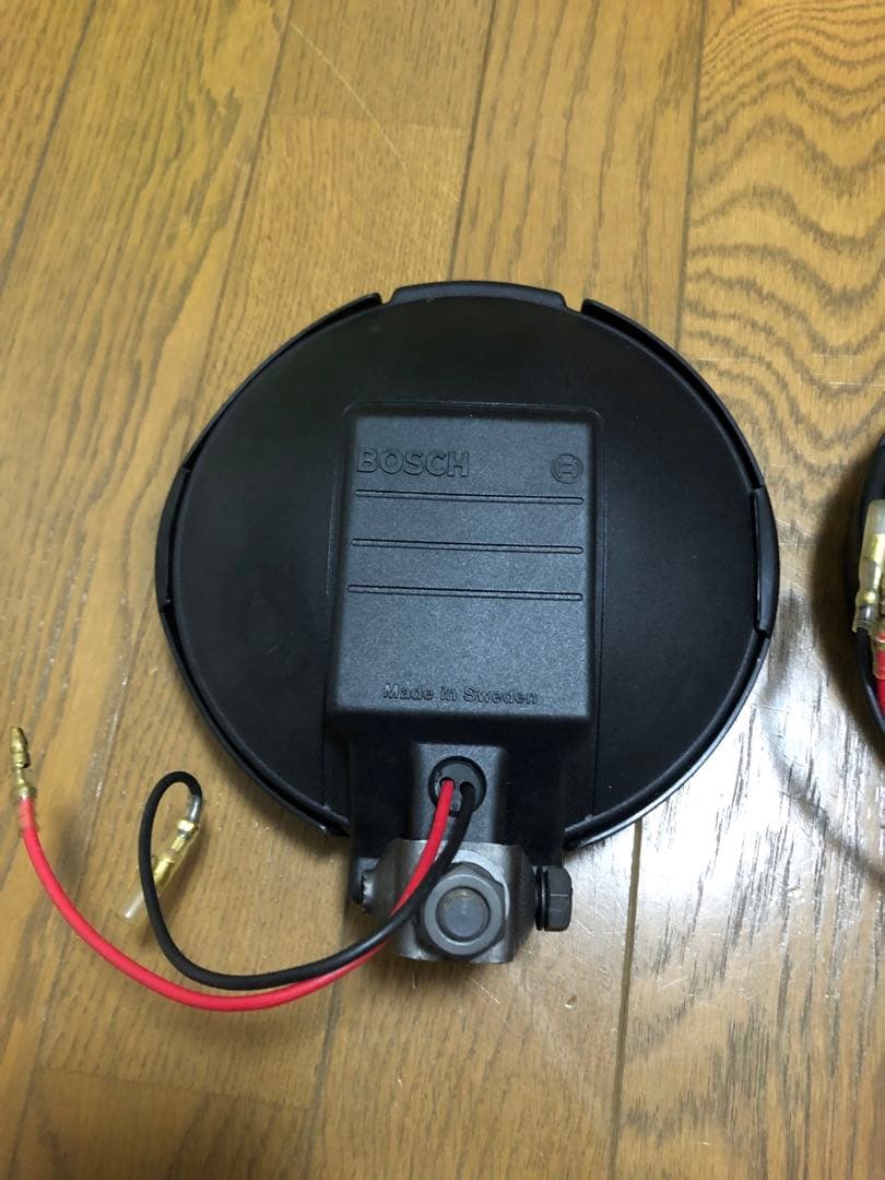 【最終値下げ】BOSCH ボッシュ レア　フォグランプ　カバー付未使用品