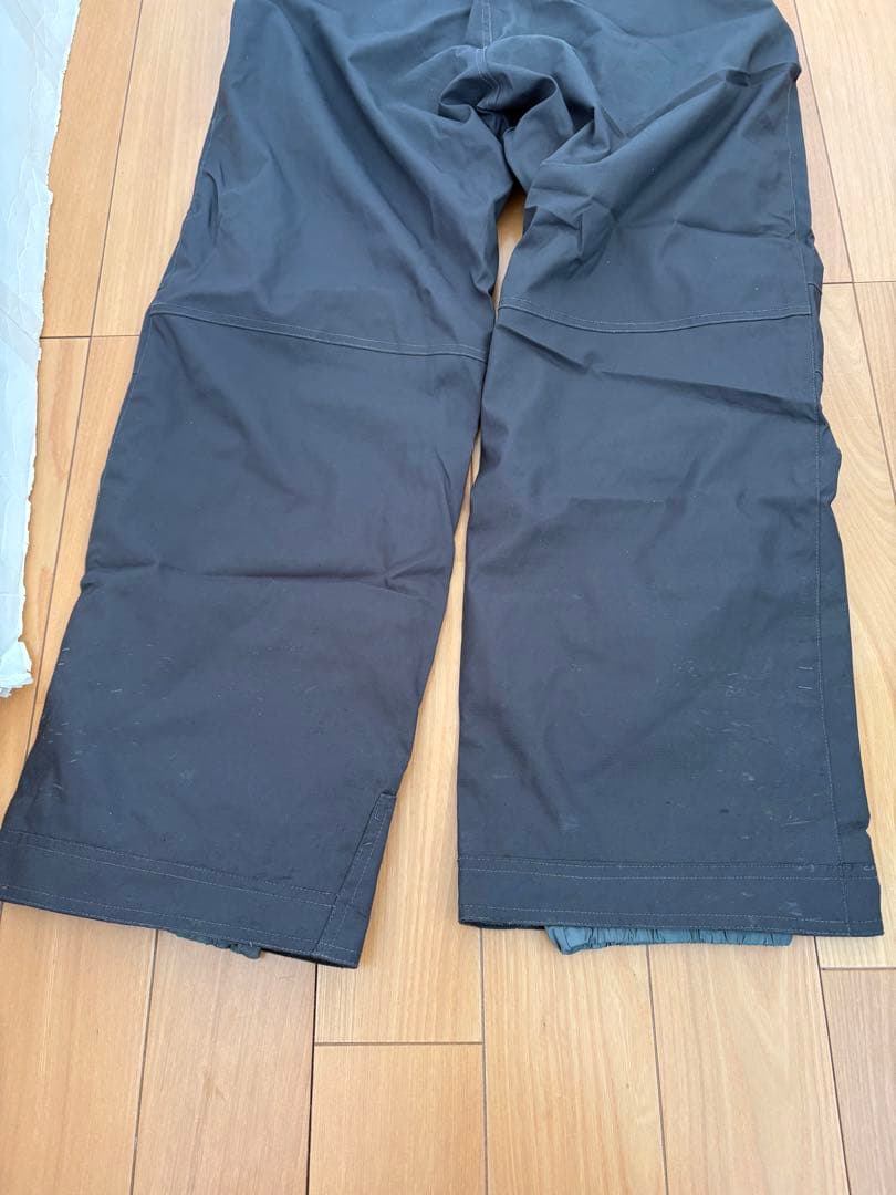 DESCENTE デサント ジュニアスキーウェア 上下 160サイズ（調整可）