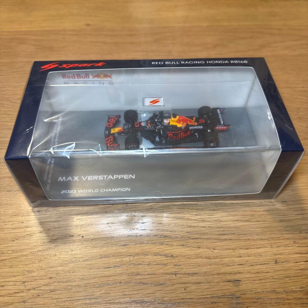 ミニカー Spark 1/43 Red Bull Racing Honda Max