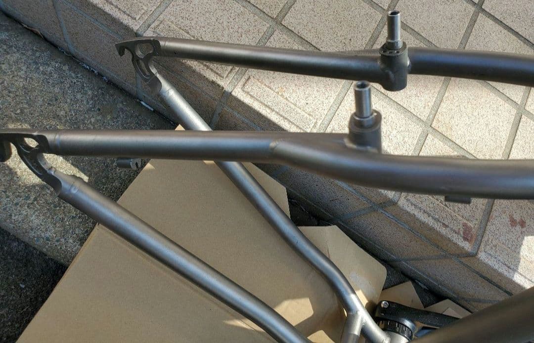 MORATI マウンテンバイクチタンフレーム26インチ用　中古品