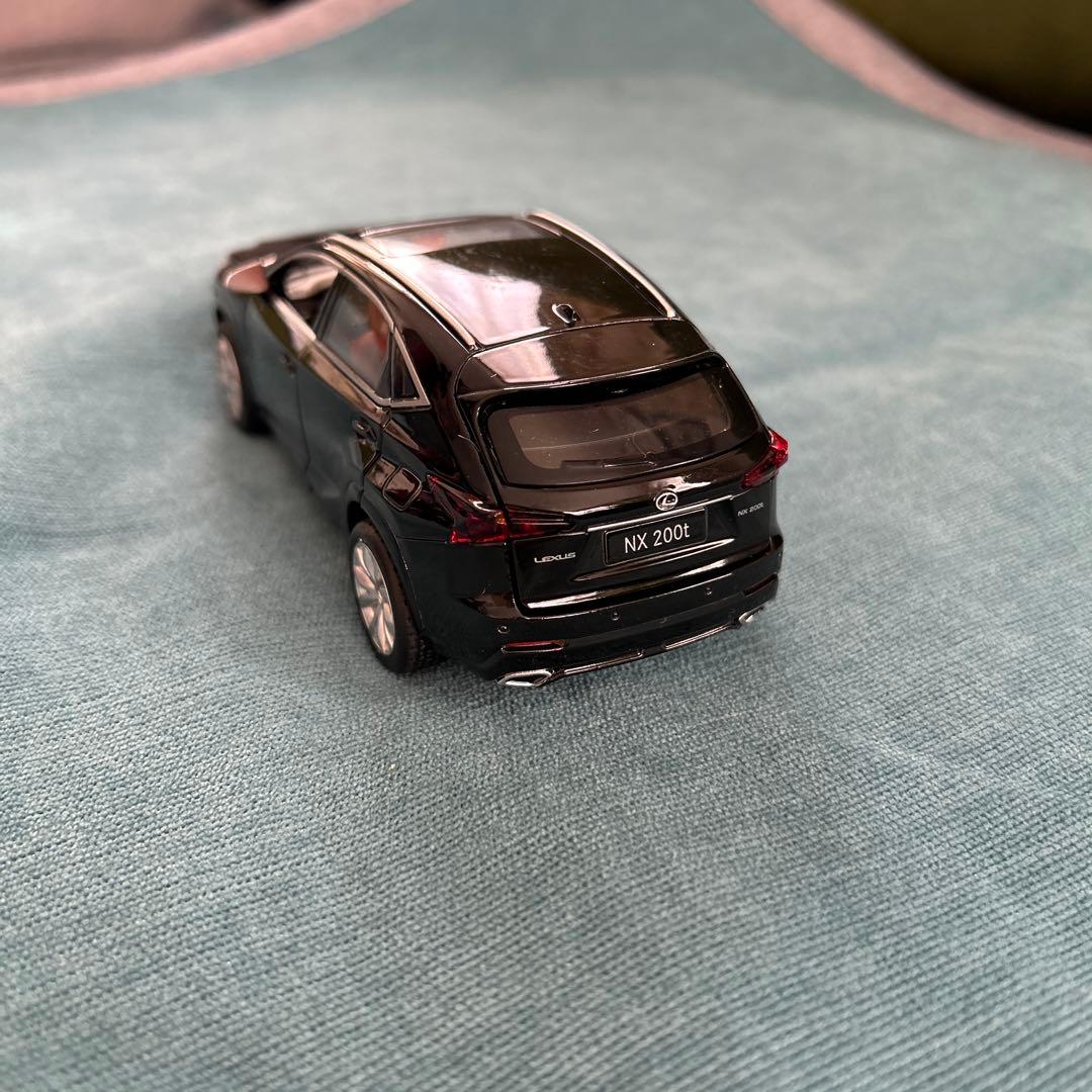 Lexus NX 200t ミニカー ブラック　最終値引