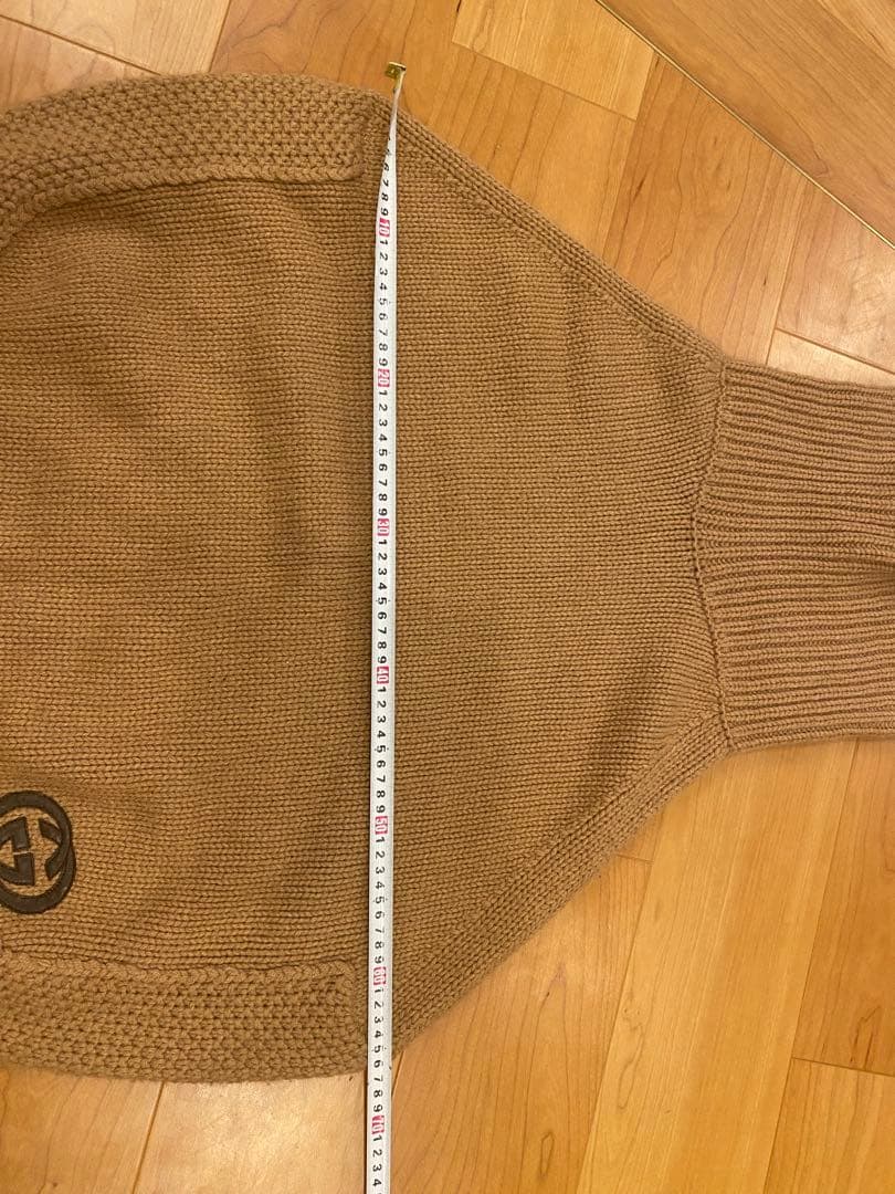 お値下げ❤️GUCCI ベージュ ニットポンチョ