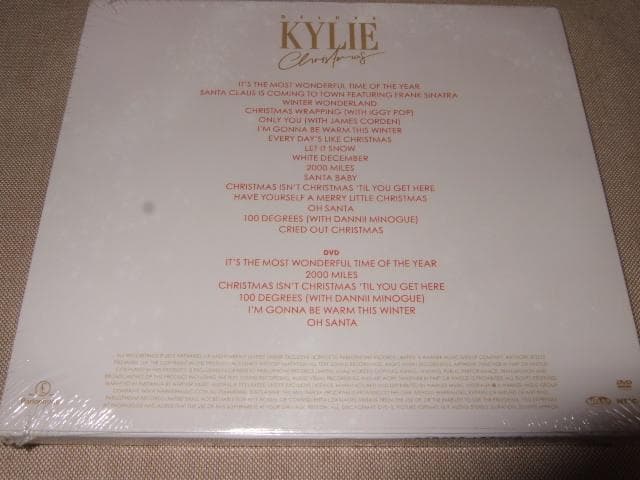 KYLIE MINOGUE,新品,CD+DVD,デラックス盤,カイリー・ミノーグ