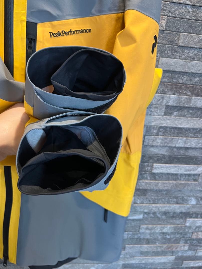 ピークパフォーマンス グラビティ ゴアテックス 3L 上下セット XL