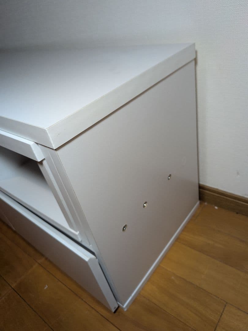 《送料込》LOWYA 伸縮式テレビ台 白ロータイプテレビボード シェルフ収納 棚