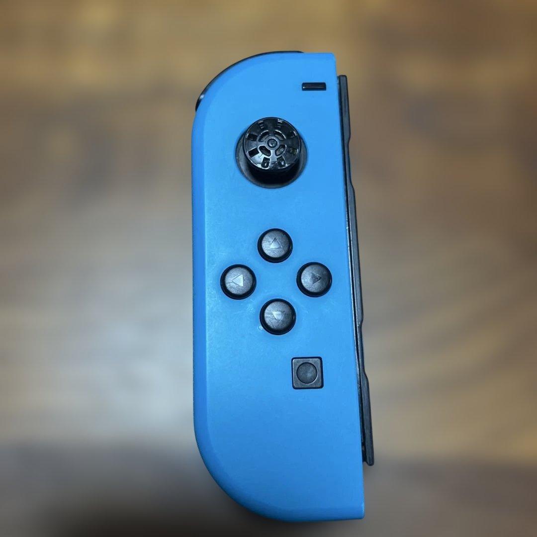 あ*ん様 Nintendo Switch ネオンブルー／レッド+ 付属品