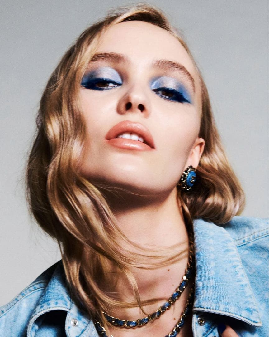 CHANEL レ キャトル オンブル 29 ココ ジーン★ショッパー付