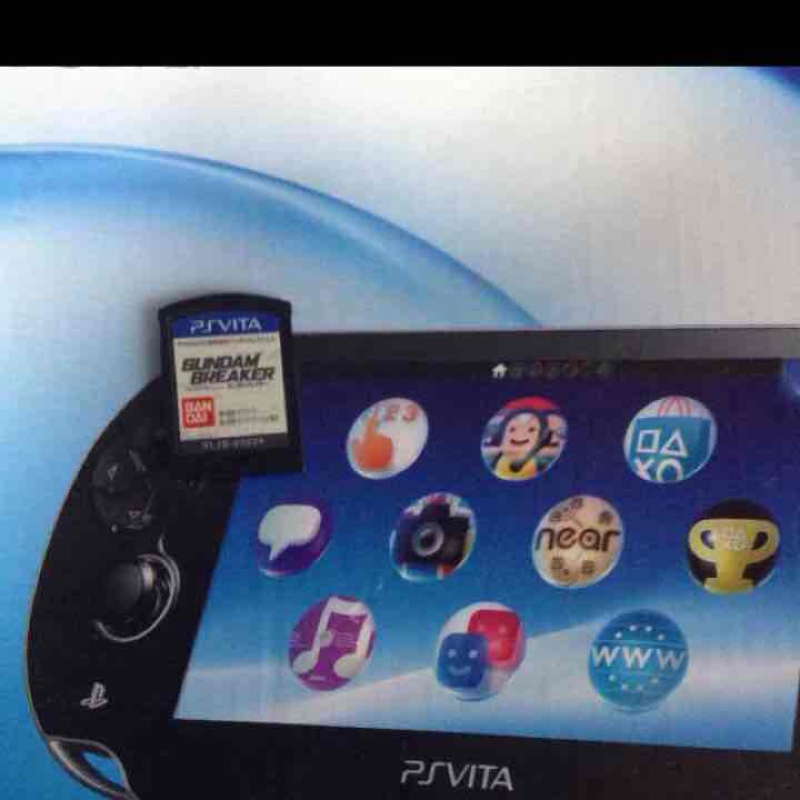 PSVITA本体andカセットand4ギガ
