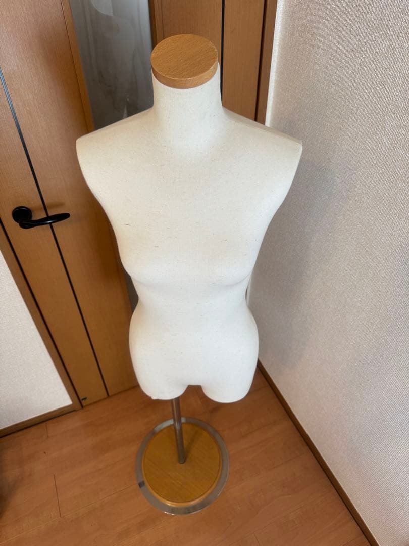 ReBody PE マネキン トルソー Mサイズ 木製ベース付き