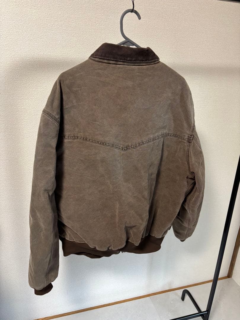 Carhartt ブラウン ボンバージャケット