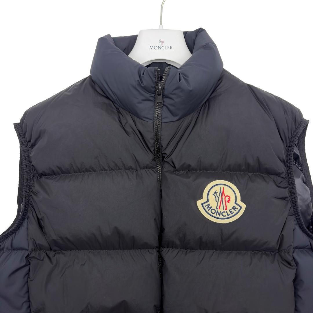 MONCLER◆ビッグロゴパッチ　ダウンベスト◆ALMAZ 　モンクレール