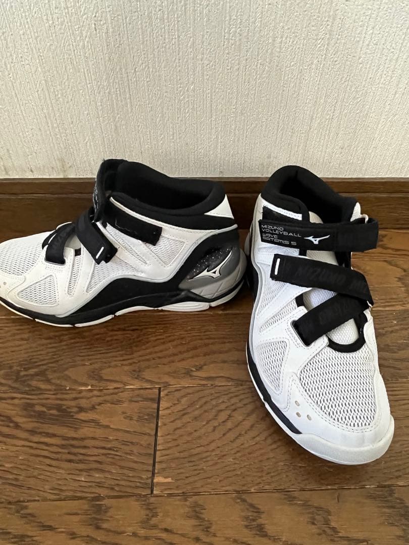 Mizunoバレーボールシューズ ウェーブアルテミス5