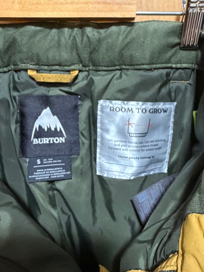 Burton キッズ　スノーボードウェア上下セット