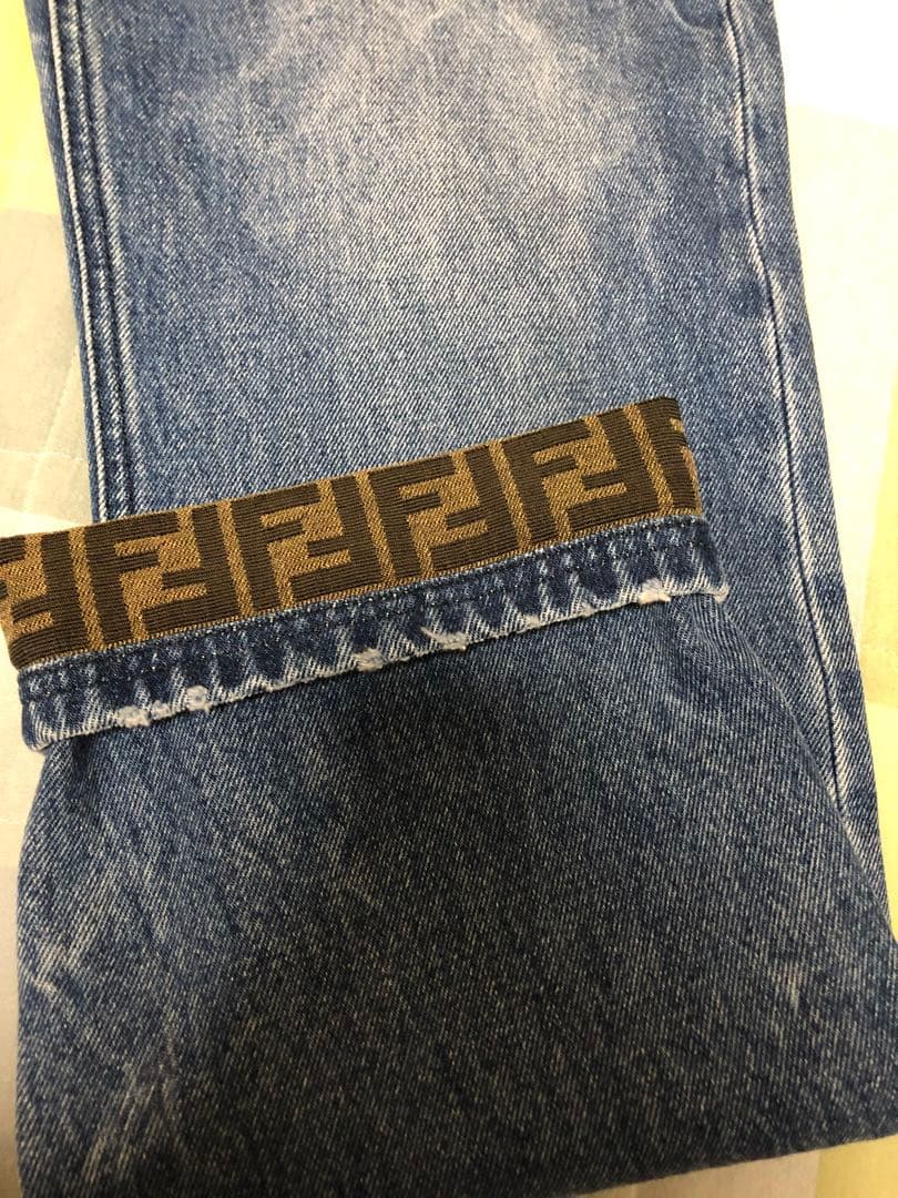 FENDI ズッカ柄　デニム