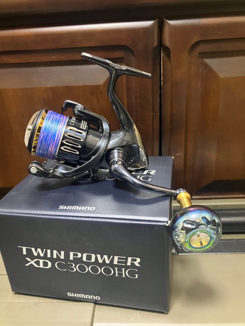 SHIMANO 17TWIN POWER XD C3000HG スピニングリール