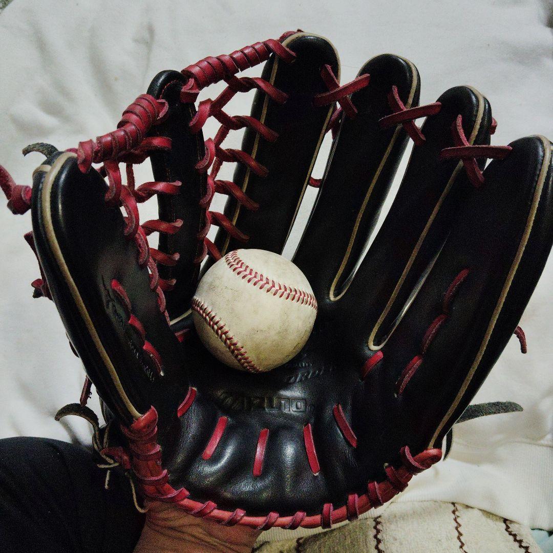 バレンティン様、専用　　　超希少！ミズノプロオーダー外野手用。 岸本耕作刻印